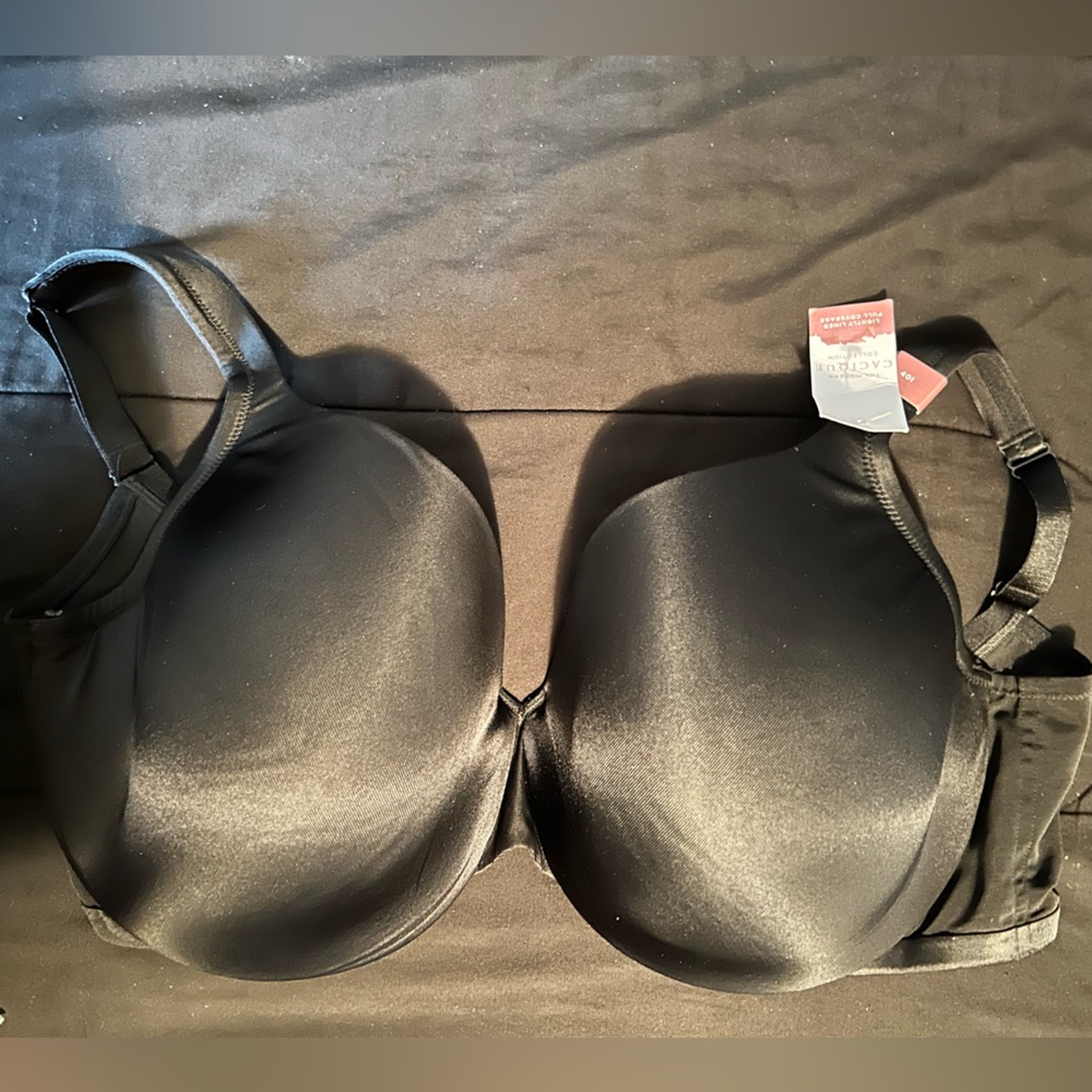Cacique brand new - never wore lightly lined full coverage bra
